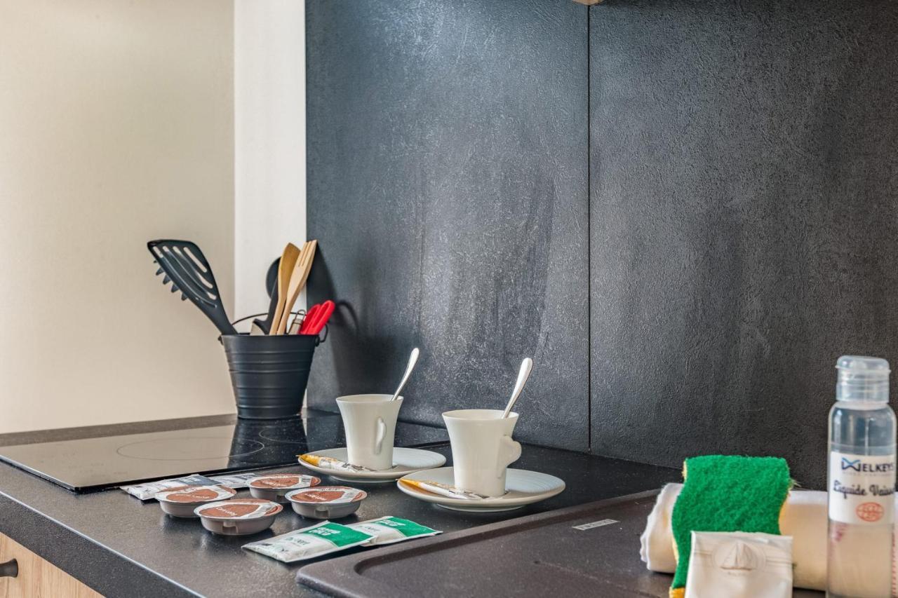 Nice Studio With Veranda Nearby The Beach In La Flotte - Welkeys Exterior foto